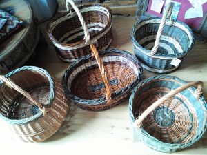 paniers courses, a tarte , cueillettes, pique-nique